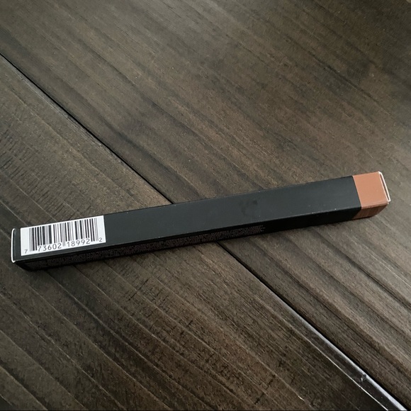 M·A·C Impeccable Brow Pencil - Blonde - Picture 3 of 5